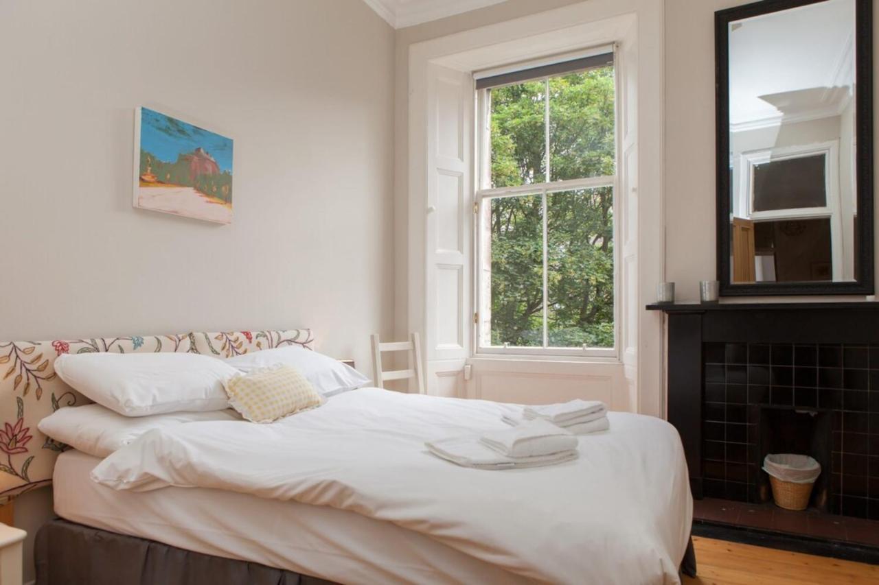 Amazing 4 Bedroom Apartment Just Off The Meadows Edinburgh Kültér fotó