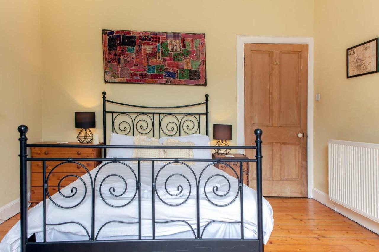 Amazing 4 Bedroom Apartment Just Off The Meadows Edinburgh Kültér fotó